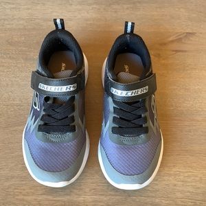 Skechers Tennis Shoes black & grey